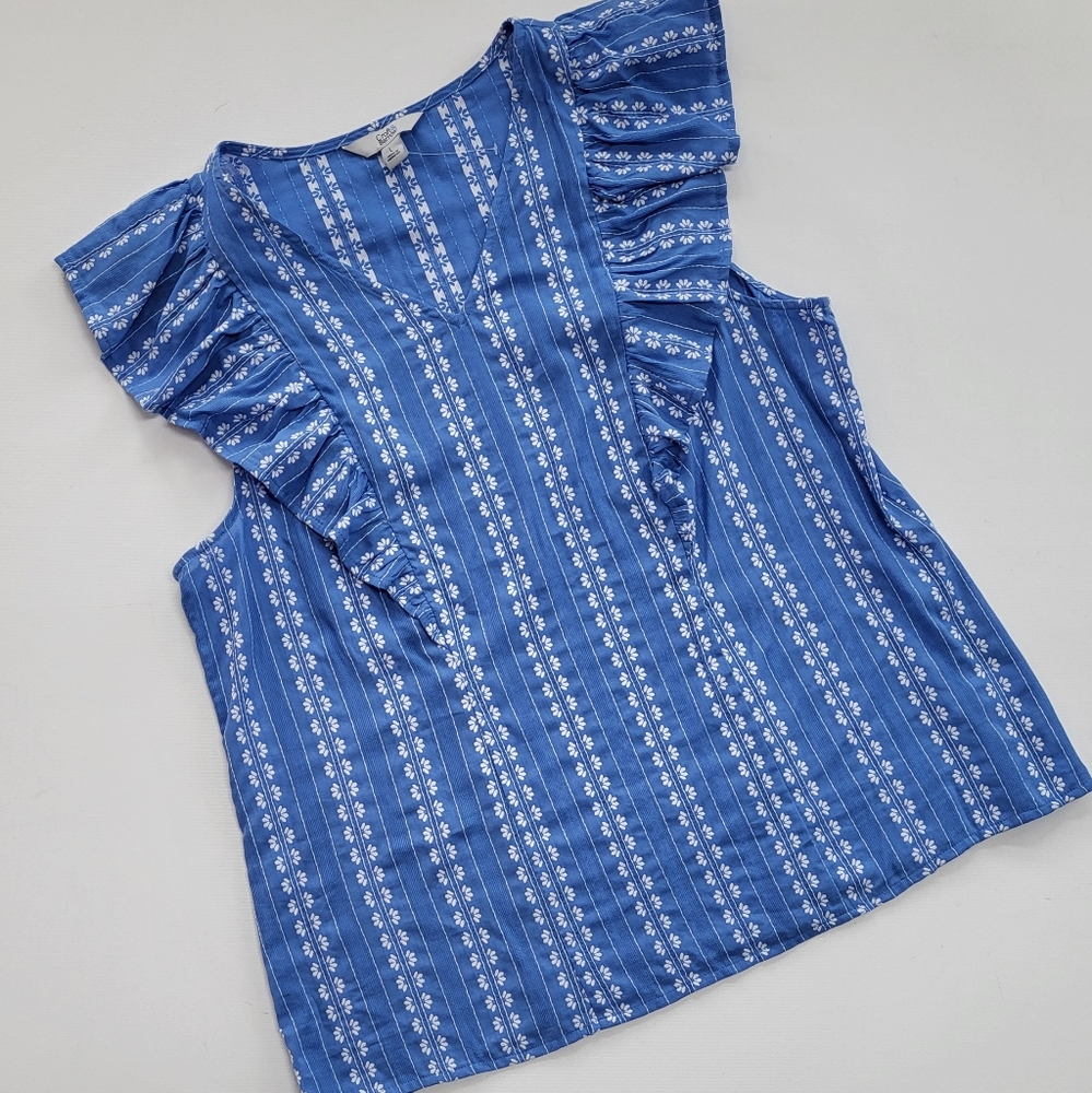 NWOT Bright Blue w/White Design Sleeveless Ruffled Top